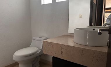 RENTA DE CASA EN LOMAS DE CAMPANARIO II QUERÉTARO