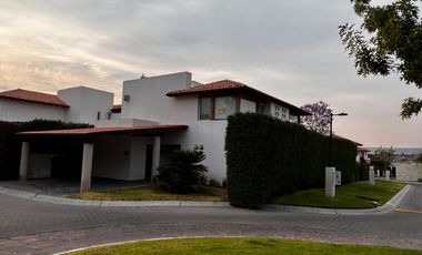 RENTA DE CASA EN LOMAS DE CAMPANARIO II QUERÉTARO