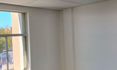 OFICINA O CONSULTARIO EN ZONA MEDICA EN RENTA