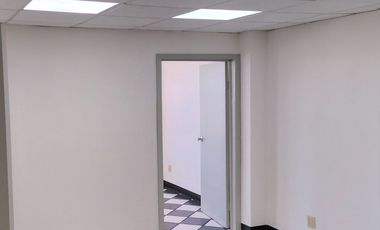 OFICINA O CONSULTARIO EN ZONA MEDICA EN RENTA