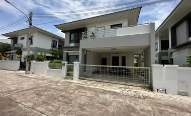 Modern luxury house for rent, The Complete Project, Sriracha, Chonburi