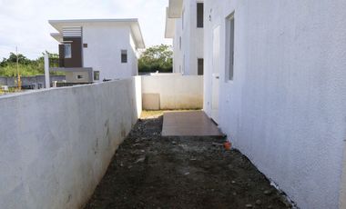 Amazing Big Discount upto 500K & Early Move In for Ready For Occupancy Single Datached House Unit @ Primavera Homes Tanauan 2 Near Waltermart Tanauan