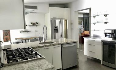 CASA EN VENTA EN FUENTES DEL VALLE