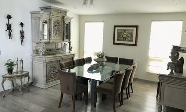 CASA EN VENTA EN FUENTES DEL VALLE