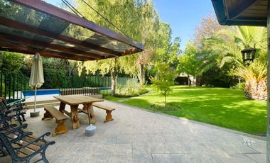 Seguridad, Estilo, Calidad Y Amplitud, Cerca De Colegios