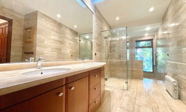 Seguridad, Estilo, Calidad Y Amplitud, Cerca De Colegios