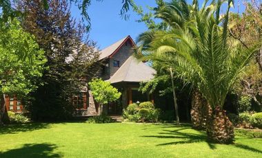 Seguridad, Estilo, Calidad Y Amplitud, Cerca De Colegios