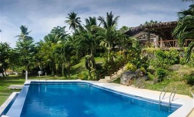 Five Bedrooms Beach House with Pool in Badian