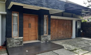Rumah SHM Strategis Di Bundaran Tugu Nanas Jalancagak