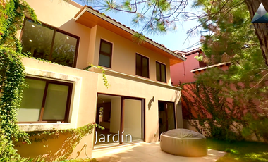 Casa en VENTA Club Golf Altozano MORELIA 4 Recamaras 3 Baños Jardin JACUzZI
