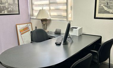 Oficina de dos pisos en Bernardo Quintana