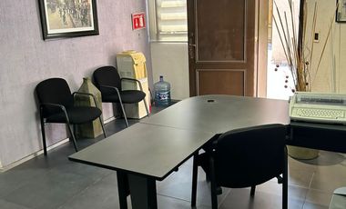 Oficina de dos pisos en Bernardo Quintana