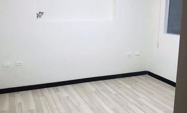 Departamento en venta cerca al centro de Matriculación Vehiculas