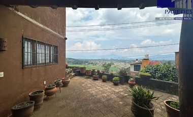 C145 Casa estilo colonial en venta con hermosa vista al Lago de Pátzcuaro Michoacán