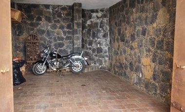 C145 Casa estilo colonial en venta con hermosa vista al Lago de Pátzcuaro Michoacán