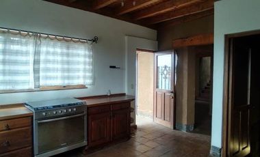 C145 Casa estilo colonial en venta con hermosa vista al Lago de Pátzcuaro Michoacán