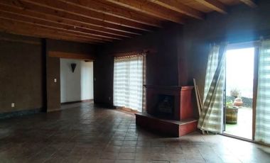 C145 Casa estilo colonial en venta con hermosa vista al Lago de Pátzcuaro Michoacán