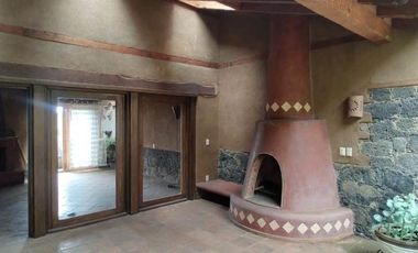 C145 Casa estilo colonial en venta con hermosa vista al Lago de Pátzcuaro Michoacán