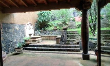 C145 Casa estilo colonial en venta con hermosa vista al Lago de Pátzcuaro Michoacán