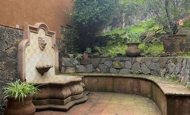 C145 Casa estilo colonial en venta con hermosa vista al Lago de Pátzcuaro Michoacán