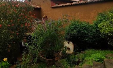 C145 Casa estilo colonial en venta con hermosa vista al Lago de Pátzcuaro Michoacán