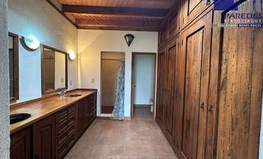 C145 Casa estilo colonial en venta con hermosa vista al Lago de Pátzcuaro Michoacán