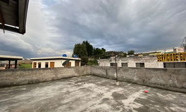 Departamento en venta en el centro de Sangolquí Valle de los Chillos.
