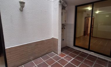 RENTA AMPLIO DEPARTAMENTO SECTOR SOLCA / EMBAJADA AMERICANA