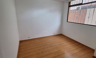 RENTA AMPLIO DEPARTAMENTO SECTOR SOLCA / EMBAJADA AMERICANA