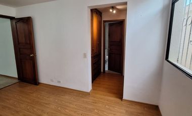 RENTA AMPLIO DEPARTAMENTO SECTOR SOLCA / EMBAJADA AMERICANA