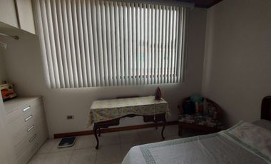 Kennedy Norte, Se renta Casa 3 dormitorios c/s muebles con piscina