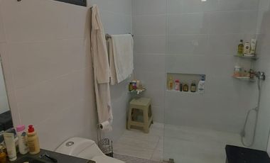 Kennedy Norte, Se renta Casa 3 dormitorios c/s muebles con piscina