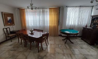 Kennedy Norte, Se renta Casa 3 dormitorios c/s muebles con piscina