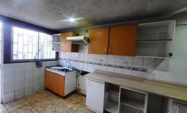 Casa en venta Metro Laguna Sur Las Torres Pudahuel $105.000.000 2D 1B 1E
