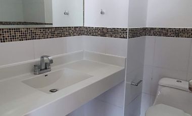 VENDO DEPARTAMENTO EN CONDOM LAS CUMBRES de LA MOLINA - Cerca a USIL. IBM , Colegio Raimondi