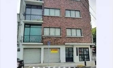 LUISA 282 VENDE LOCAL