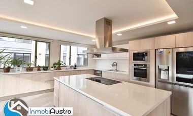 Venta de Departamento con Acabados de Lujo Av. Ordoñez Lasso