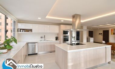 Venta de Departamento con Acabados de Lujo Av. Ordoñez Lasso