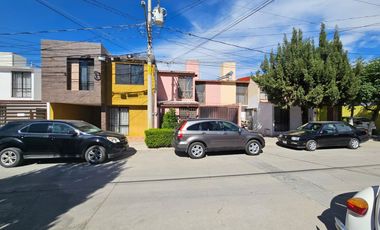 Casa en Venta al Norte de Aguascalientes Condominio Villa Campestre Ubicado en 3er Anillo esquina con Paseo Maravillas