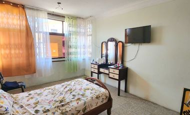 Garzota Se Vende Casa Rentera Dos Locales, 3 Departamentos