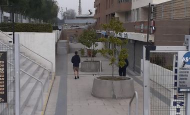 LOCAL comercial , excelente ubicacion Pudahuel