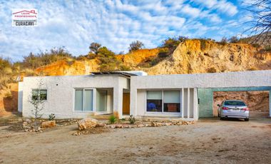 🏠León Propiedades vende casa estilo mediterraneo, en sector Los Naranjos, Curacavi🏠