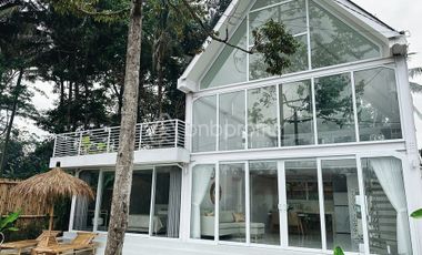 Modern and Bright Villa for Sale in Ubud (Lodtunduh) – A Dreamy White Haven with Spectacular Views