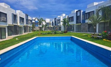 Casa en Venta con Alberca, 3 recamaras al sur de Cuernavaca en Emiliano Zapata Morelos