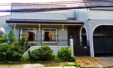 House and Lot for Sale in Sunvalley Paranaque