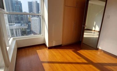 3 BEDROOM Ready foR Occupancy Condo in Makati Rent to Own Condo near CEU Makati