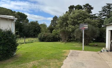 IMPORTANTE CASA DE 3 DORM +QUINCHO+PILETA Y SALON