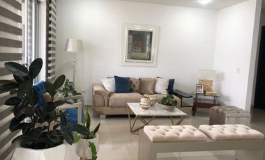 CASA  PARCELACION VALLE DEL RIO JAMUNDI.