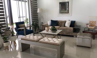 CASA  PARCELACION VALLE DEL RIO JAMUNDI.