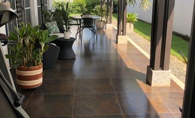 CASA  PARCELACION VALLE DEL RIO JAMUNDI.